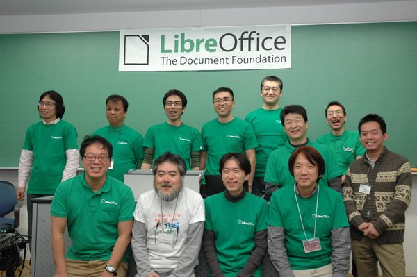 LibreOffice mini Conferecne 2013 Tokyo/Springスタッフ集合写真
